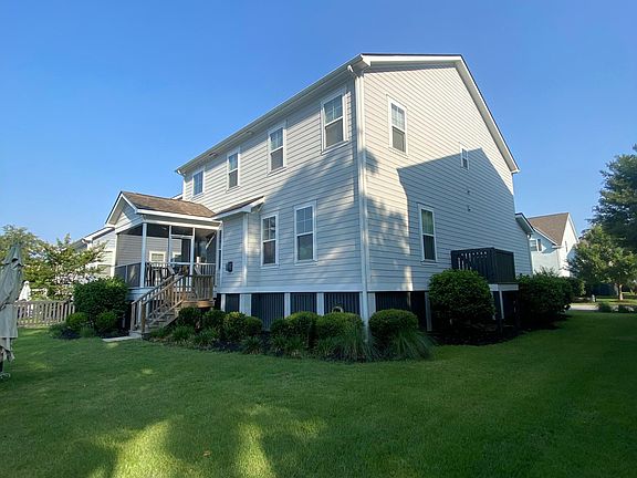 3rd image of 2209 Skyler Dr