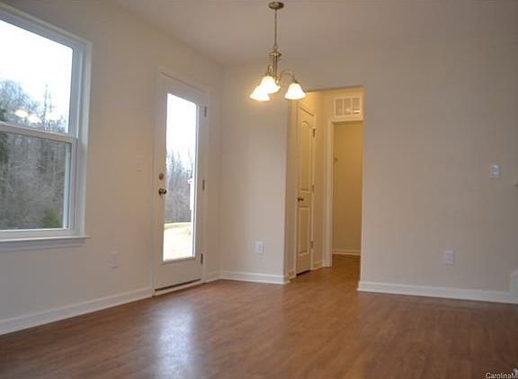 5th image of 9419 Bradstreet Commons Way