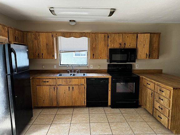 4th image of 2732 Fern Palm Dr