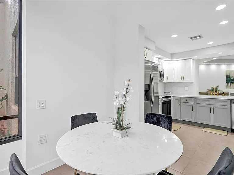 7484 La Paz Blvd #101 — Photo 33
