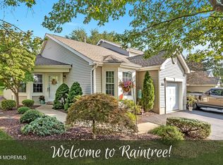 111 Mimosa Ln, Freehold, NJ 07728