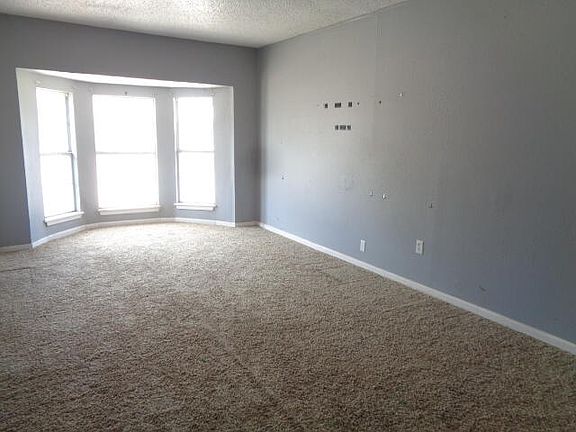 5th image of 4603 Lehigh St