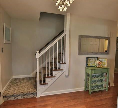 5th image of 4932 Penn Hill Ct E