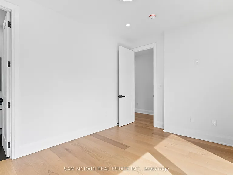 9 Earl St — Photo 29