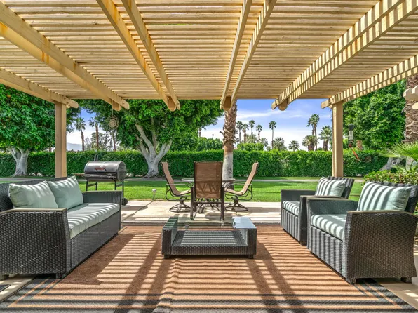 41545 Woodhaven Dr E, Palm Desert, CA 92211