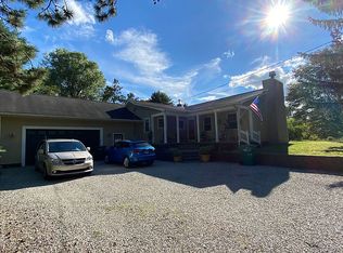 2665 Miller Dr, Lambertville, MI 48144