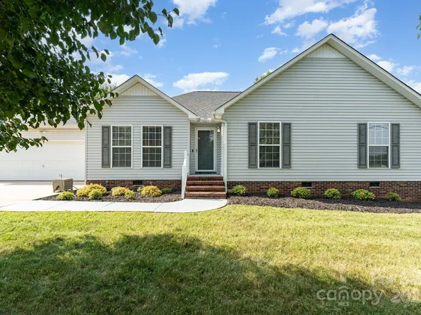 614 W Peeler St, Salisbury, NC 28146