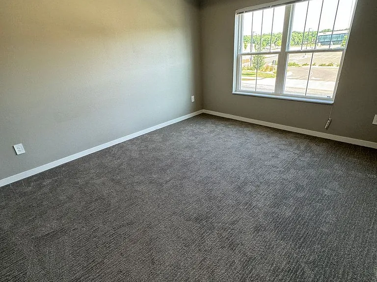 Kraewood Flats - Summer Rent Special through July 31 2026 — Photo 62