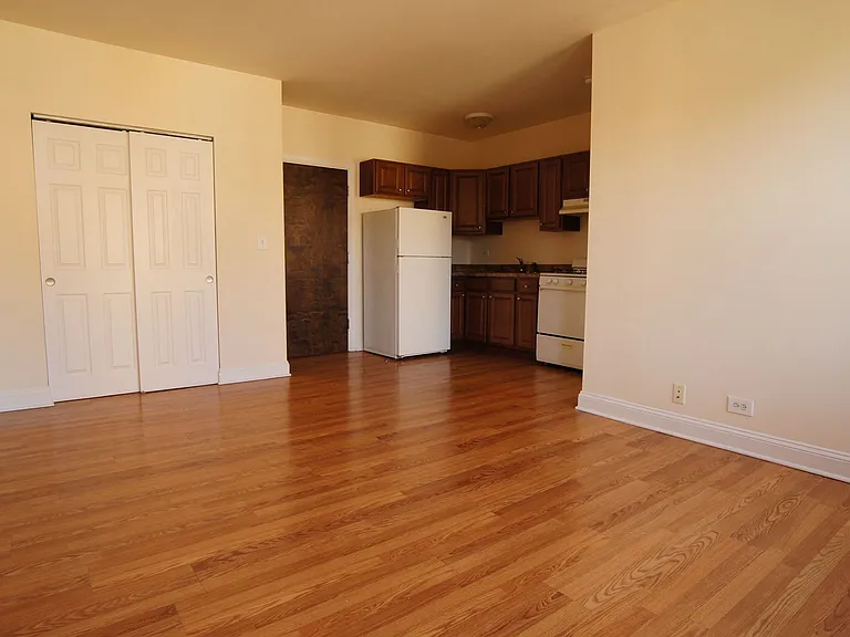 2600 Kimball LLC — Photo 28