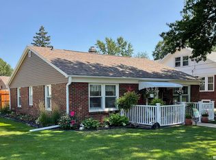1193 Florence Ave, Galesburg, IL 61401
