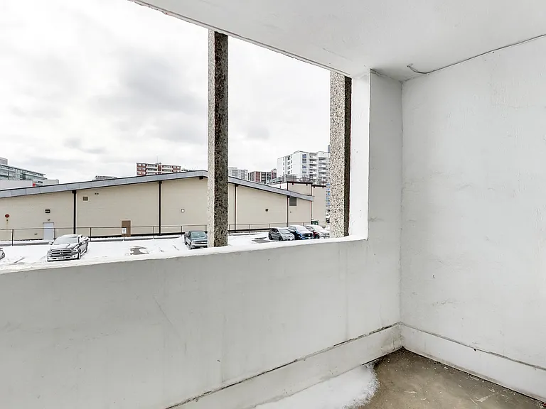 6000 Bathurst St — Photo 68