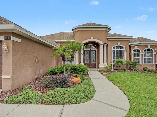 13301 Thoroughbred Dr, Dade City, FL 33525