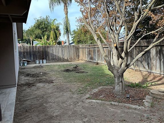 2nd image of 4700 W Tulare Ave