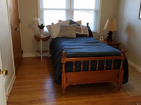 2nd bedroom, main floor