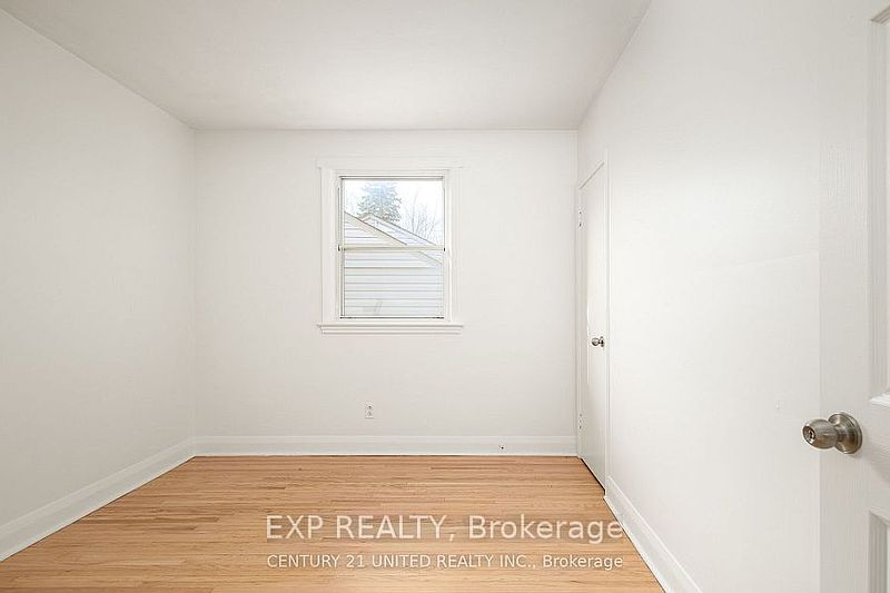 Peterborough House for rent - 5 Bedrooms — photo 14