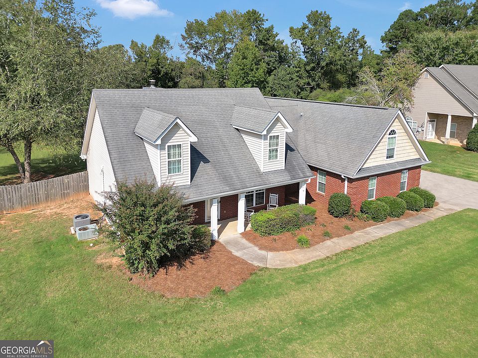 1st image of 141 Nettie Ln