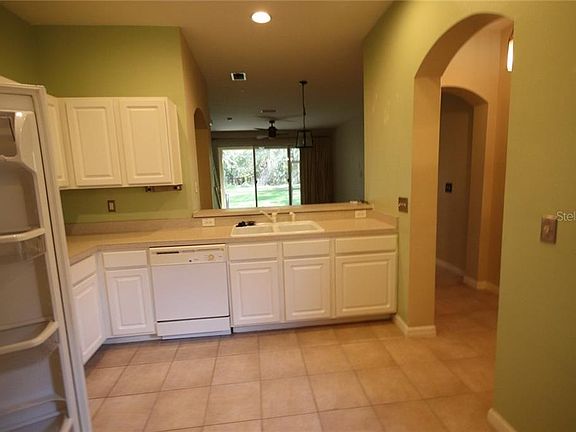 4th image of 2439 Earlswood Ct