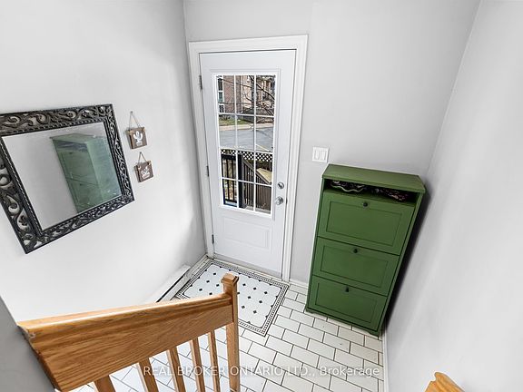 5th image of 7 Timberview Way #3