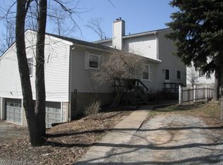 662-664 Oak Hill Rd, Wooster, OH 44691