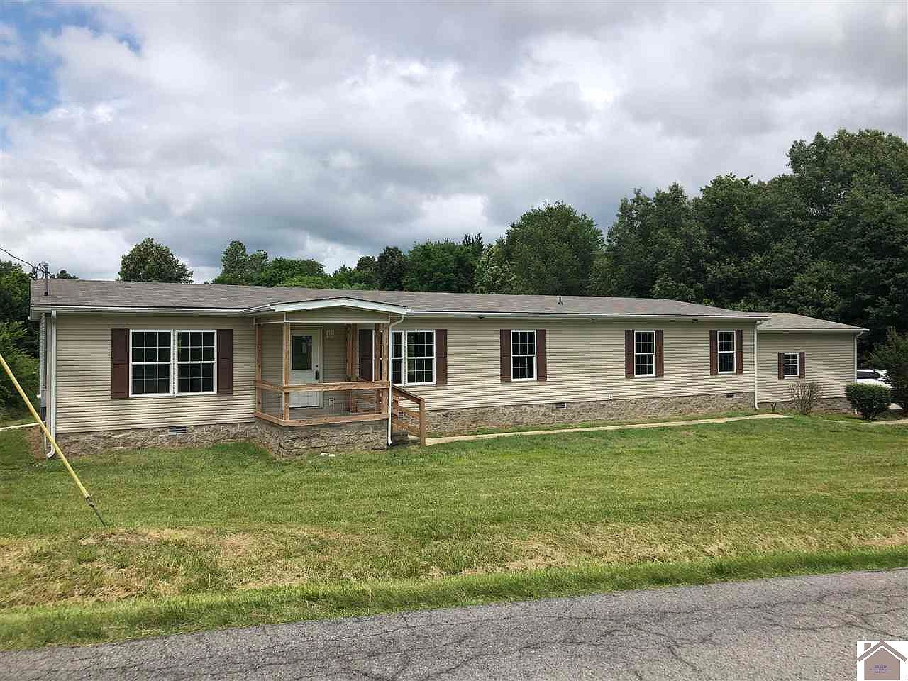 3175 Lovelaceville Florence Station West, Paducha, KY 42001 Zillow