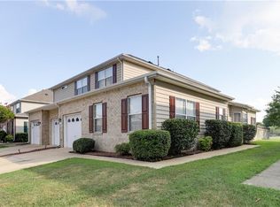 247 Belmont Cir, Yorktown, VA 23693