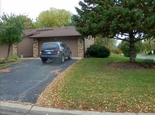 6239 Kirkwood Ln N, Maple Grove, MN 55369