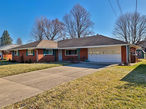 2nd image of 906 Birchwood Dr