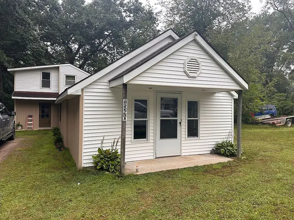 15270 Ripple Dr, Linden, MI 48451