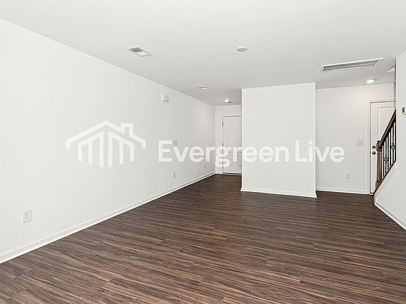 3rd image of 322 Livesey Ln
