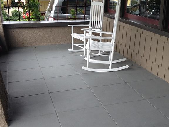 3rd image of 127 Melrose Ave