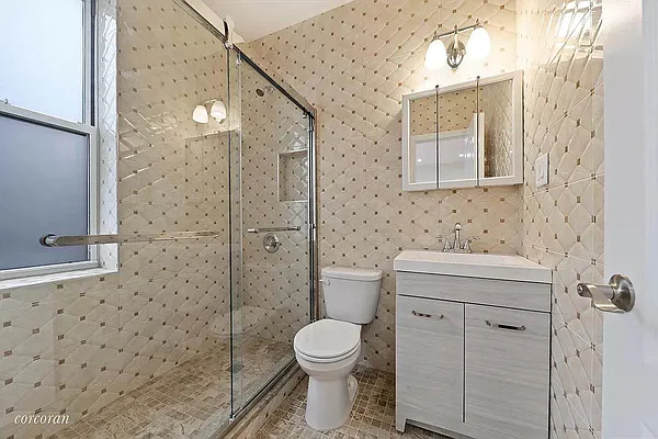 Rented by City Prime Commercial Realty  | media 5