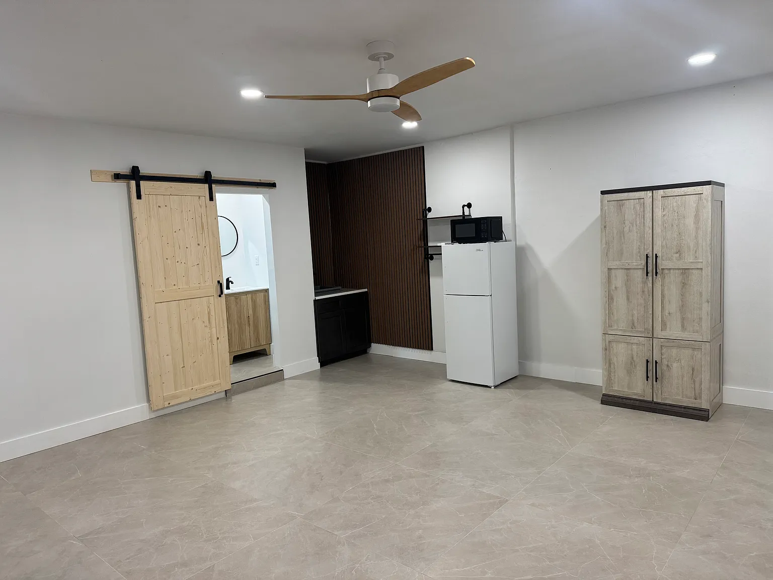 1 bed, 410 sqft, $1,200 — Photo 1