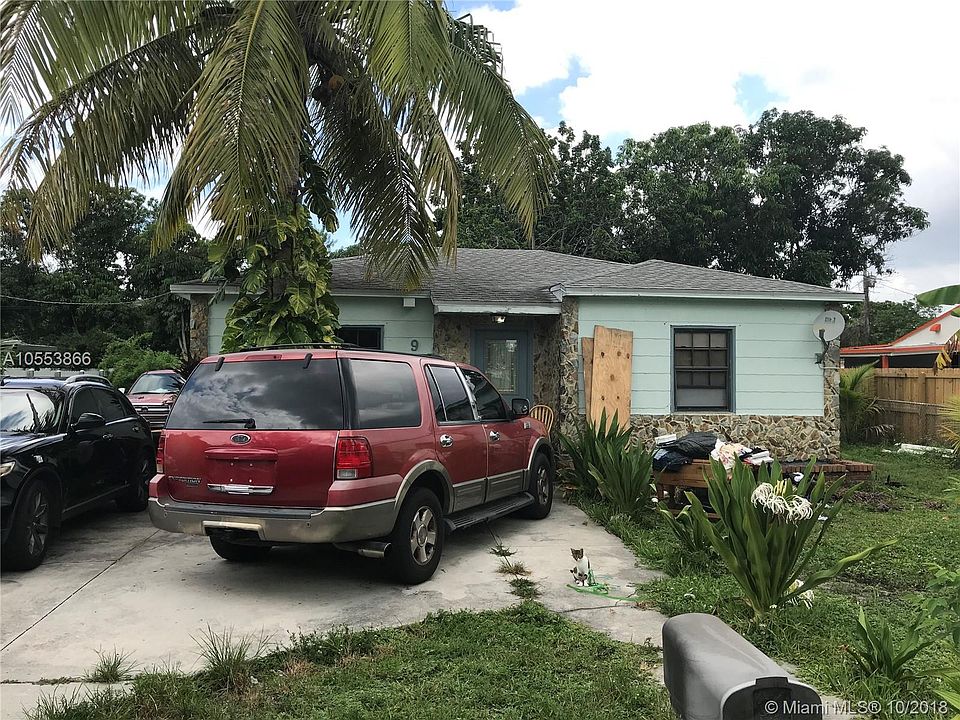 1st image of 905 NW 124th St