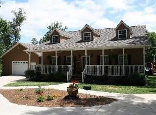 101 Somerset Ln, Toccoa, GA 30577