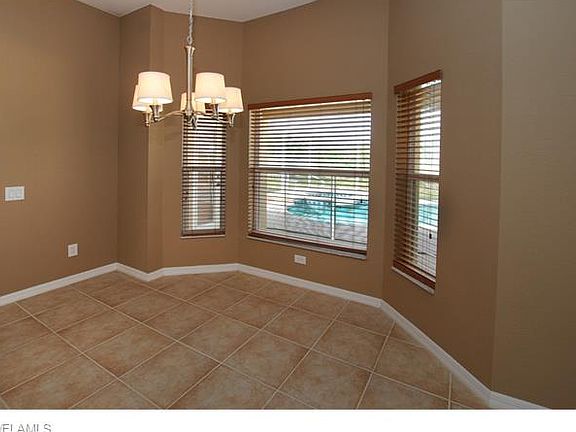 4th image of 1050 NW 36th Pl