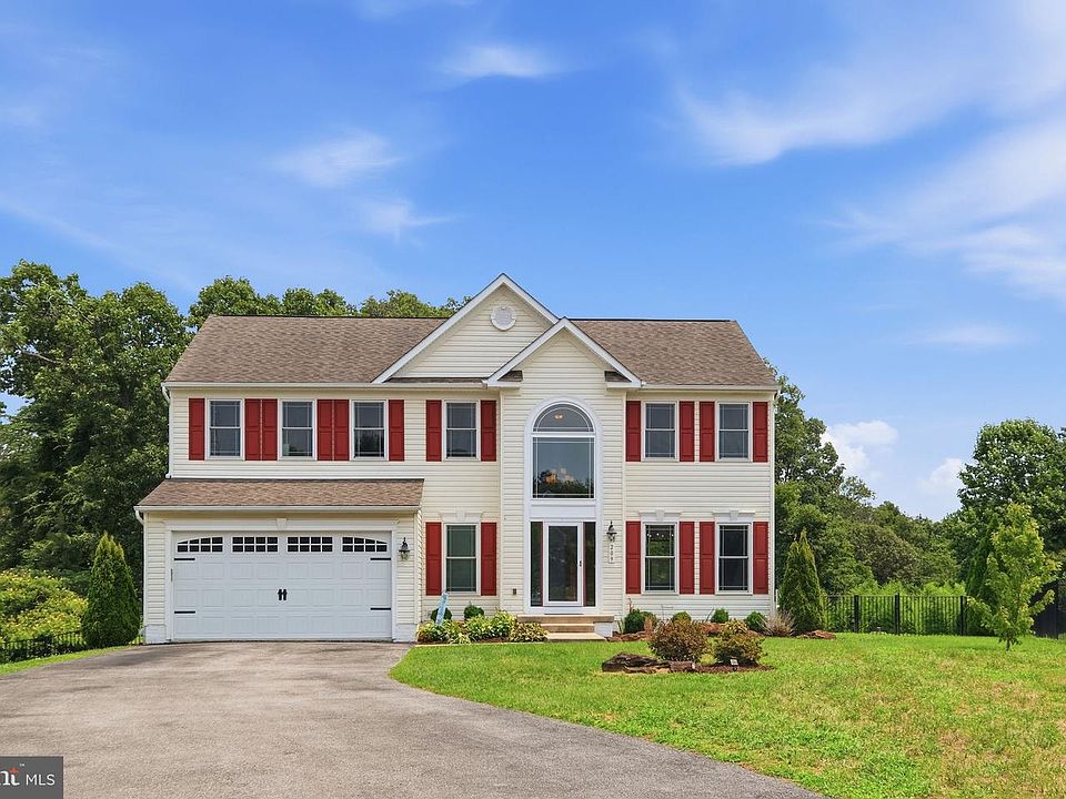 1st image of 209 Long Hill Ct #7