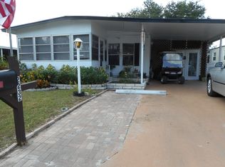 2232 Village Hill Dr, Valrico, FL 33594