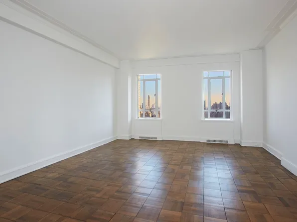 25 Central Park West 30O image 3 of 19