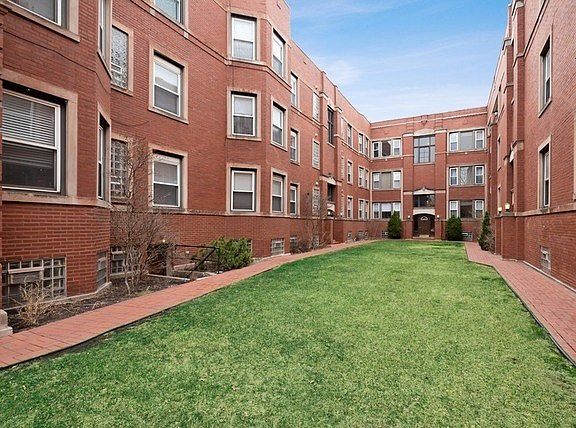 2nd image of 6105 S Kimbark Ave APT 1S