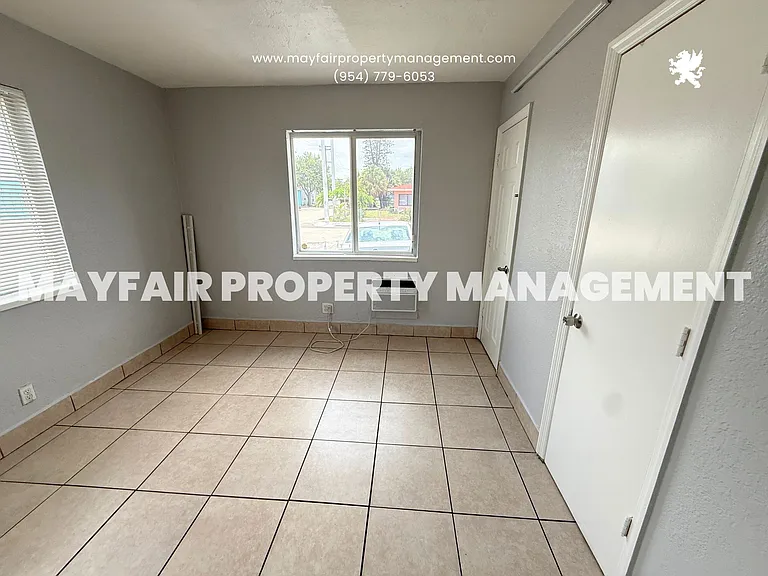 100 NW 30th Ave #1 — Photo 5
