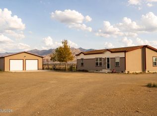 6740 Country Rd, Winnemucca, NV 89445