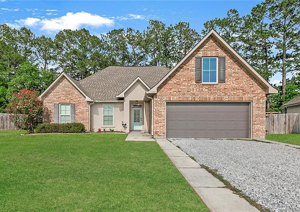 1st image of 1017 E Creek Ct