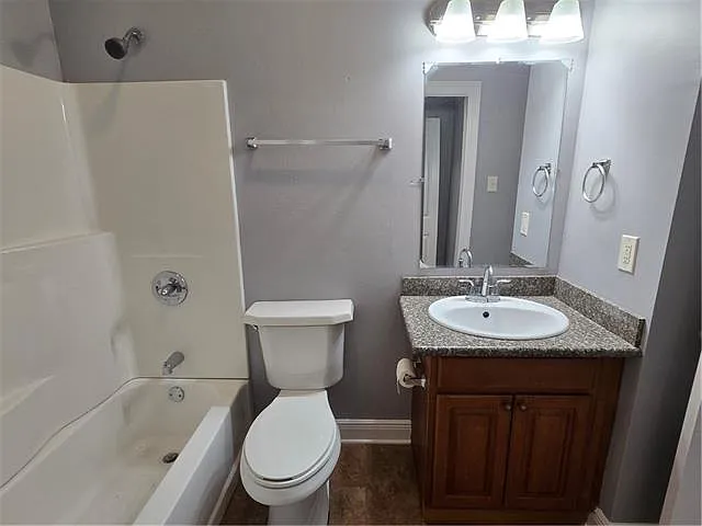 112 Saint Rose Ave #A — Photo 8