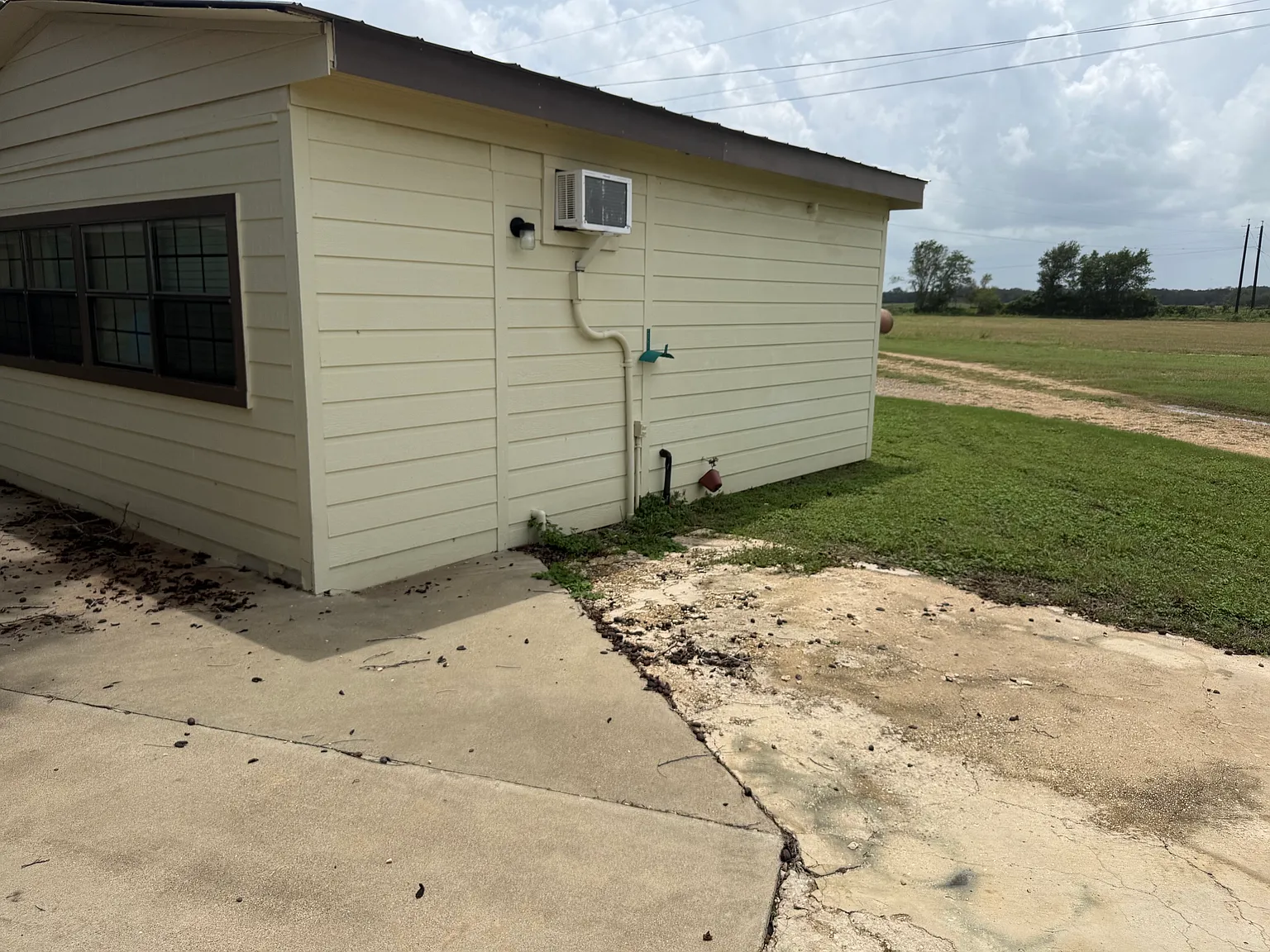 1 bed, 550 sqft, $850 — Photo 2