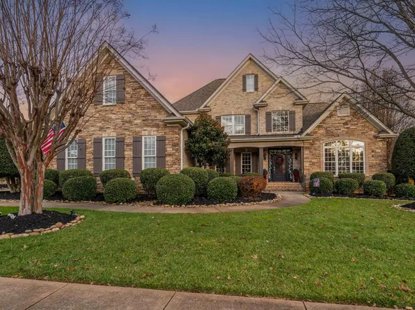 19 London Ct, Greer, SC 29650