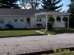 30583 Circle Drive, GIRARD, IL 62640