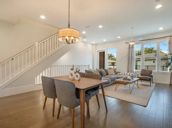 9060 Corsair Pl, Dallas, TX 75218