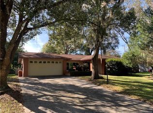 8624 N Sarazen Dr, Citrus Springs, FL 34434