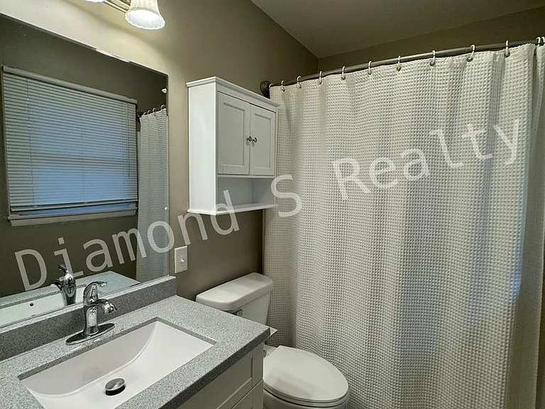 2202 S Prospect Ct — Photo 19