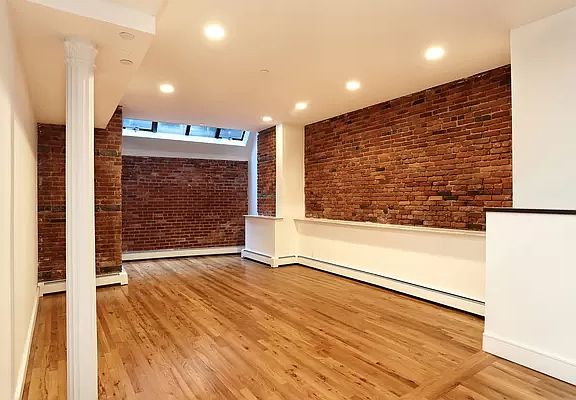3rd image of 264 Water St APT 1B